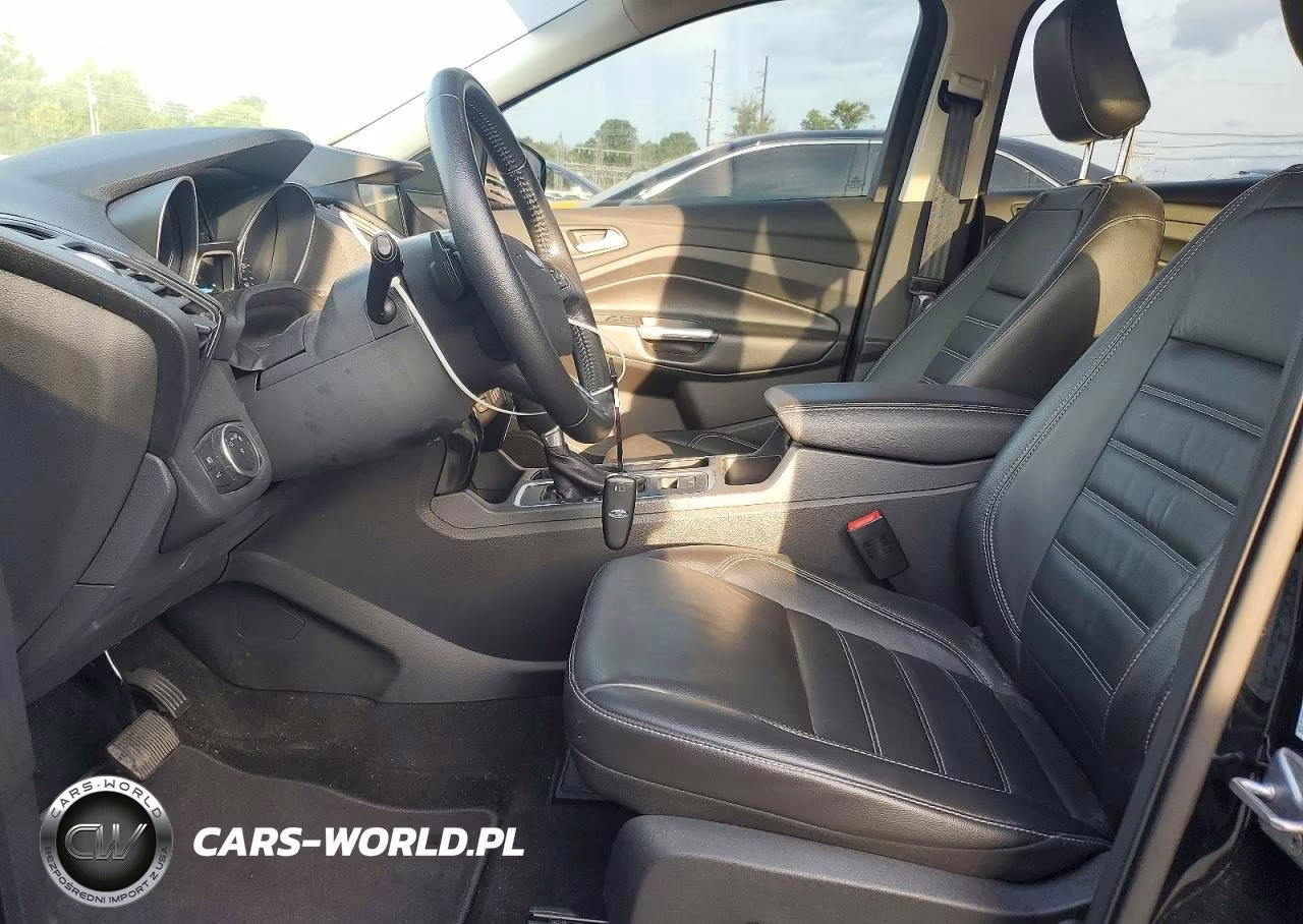 2018 Ford Escape Titanium VIN:1FMCU9J90JUA03134 - 7