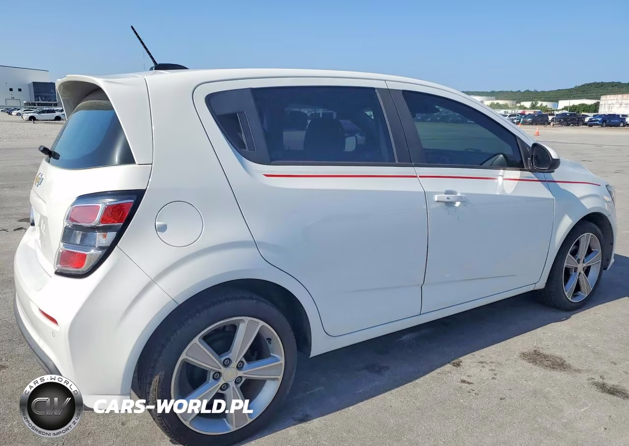 2020 Chevrolet Sonic VIN:1G1JG6SB7L4112432 - 3