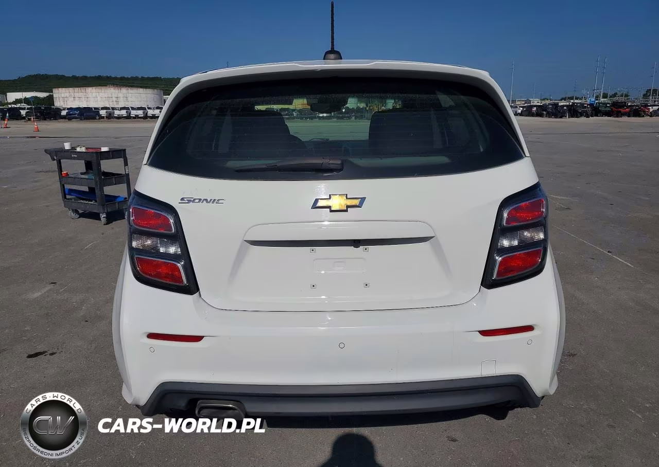 2020 Chevrolet Sonic VIN:1G1JG6SB7L4112432 - 6