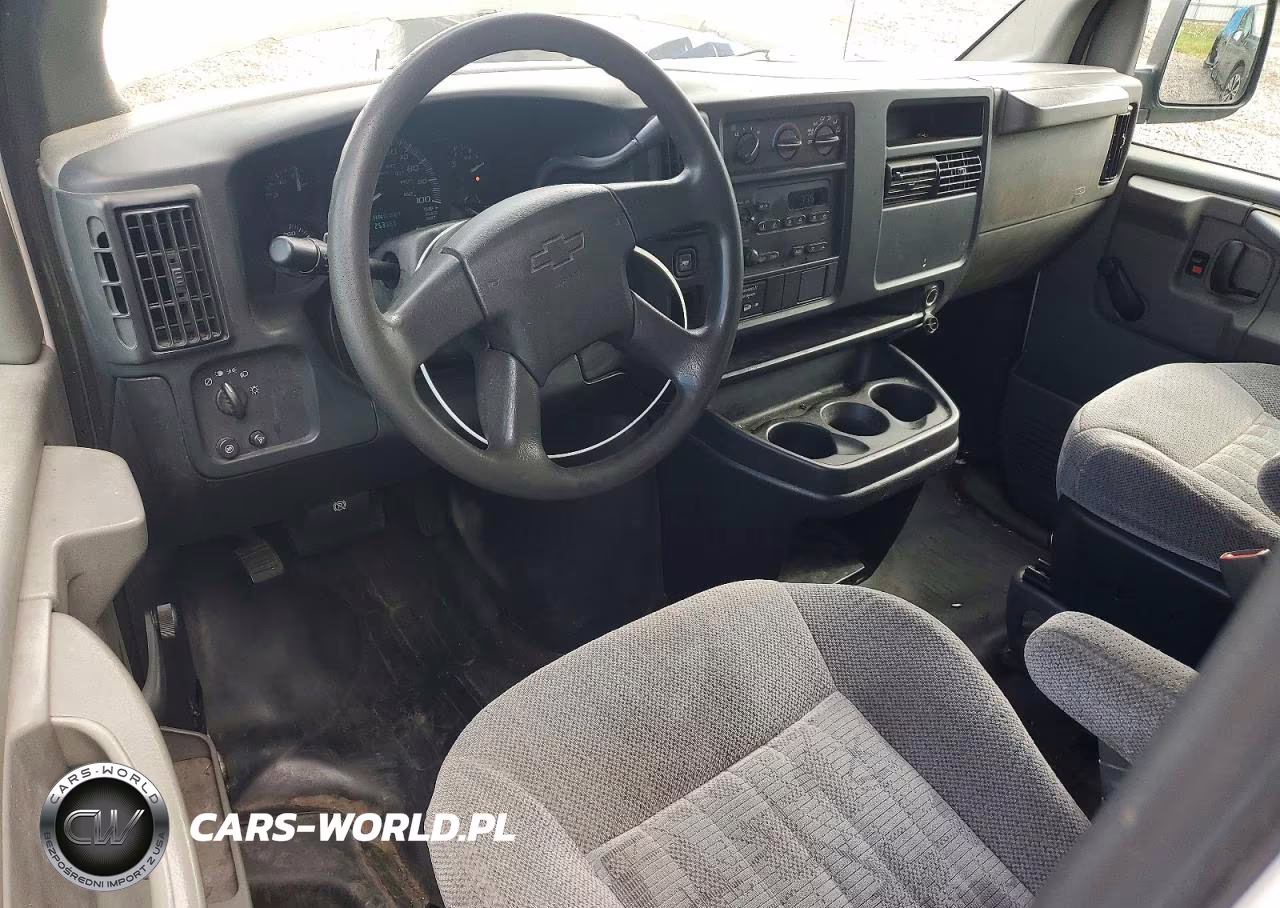 2004 Chevrolet Express G3500 VIN:1GCHG39U241152092 - 8
