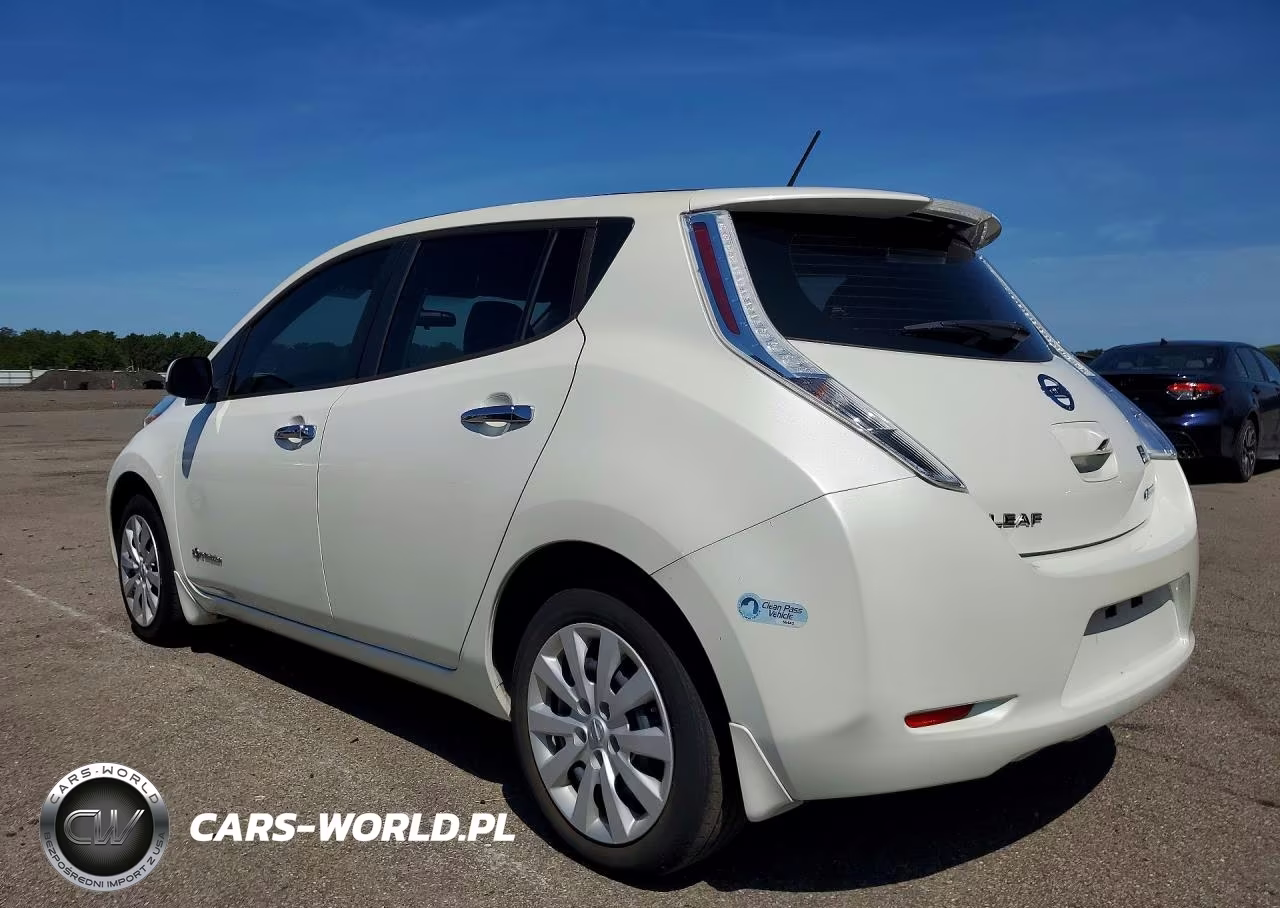2017 Nissan Lef VIN:1N4BZ0CP3HC307833 - 2