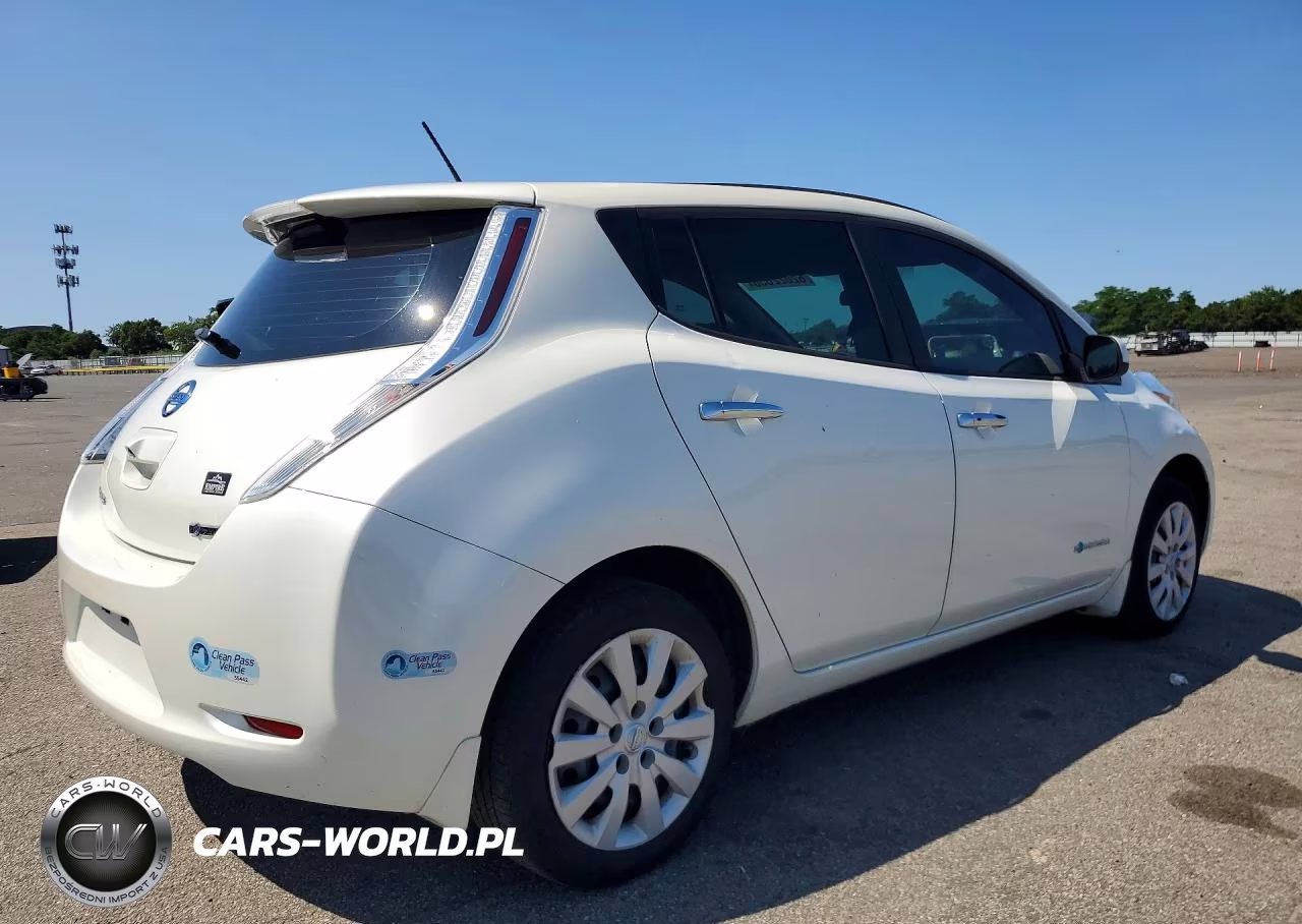 2017 Nissan Lef VIN:1N4BZ0CP3HC307833 - 3