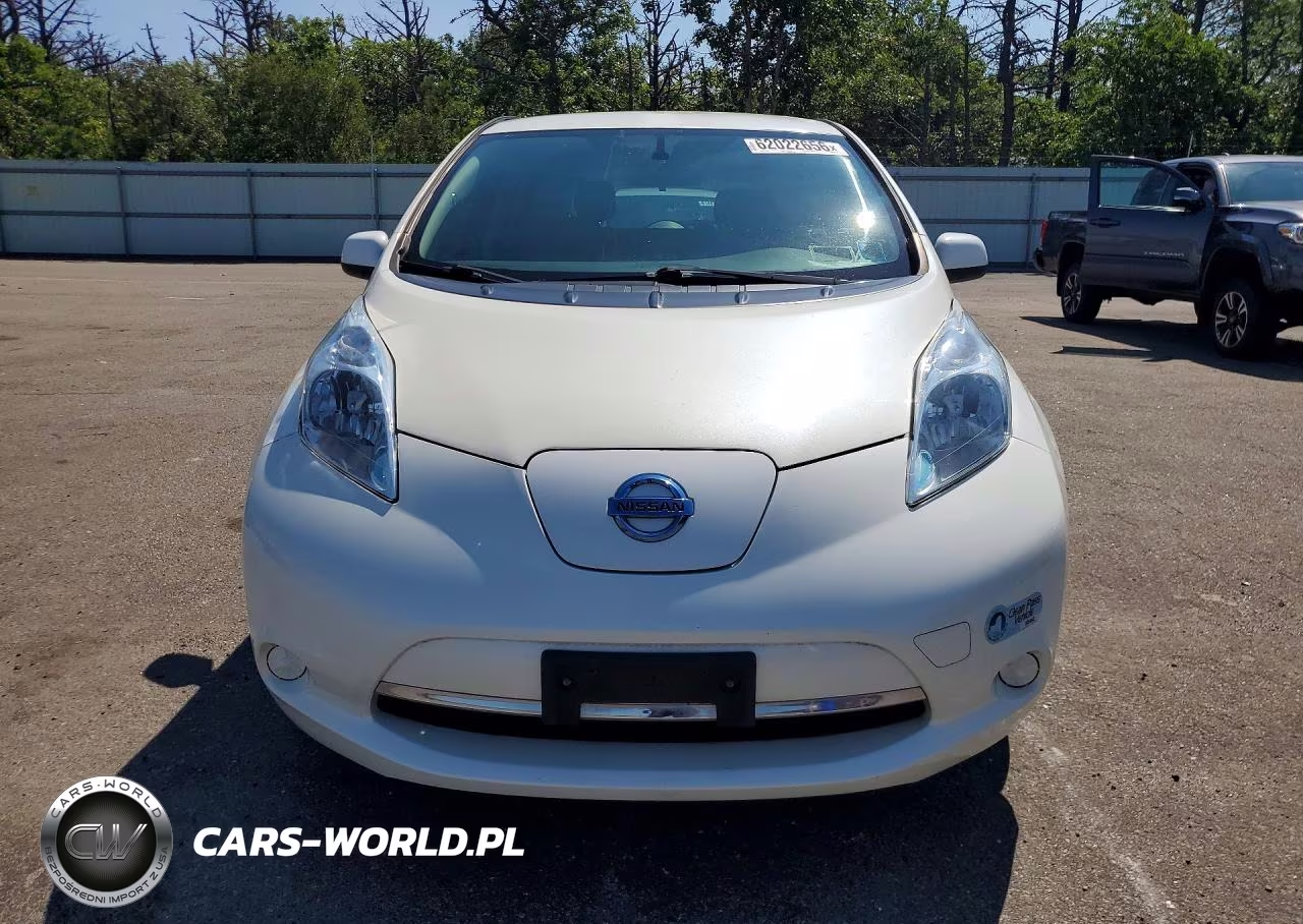 2017 Nissan Lef VIN:1N4BZ0CP3HC307833 - 5