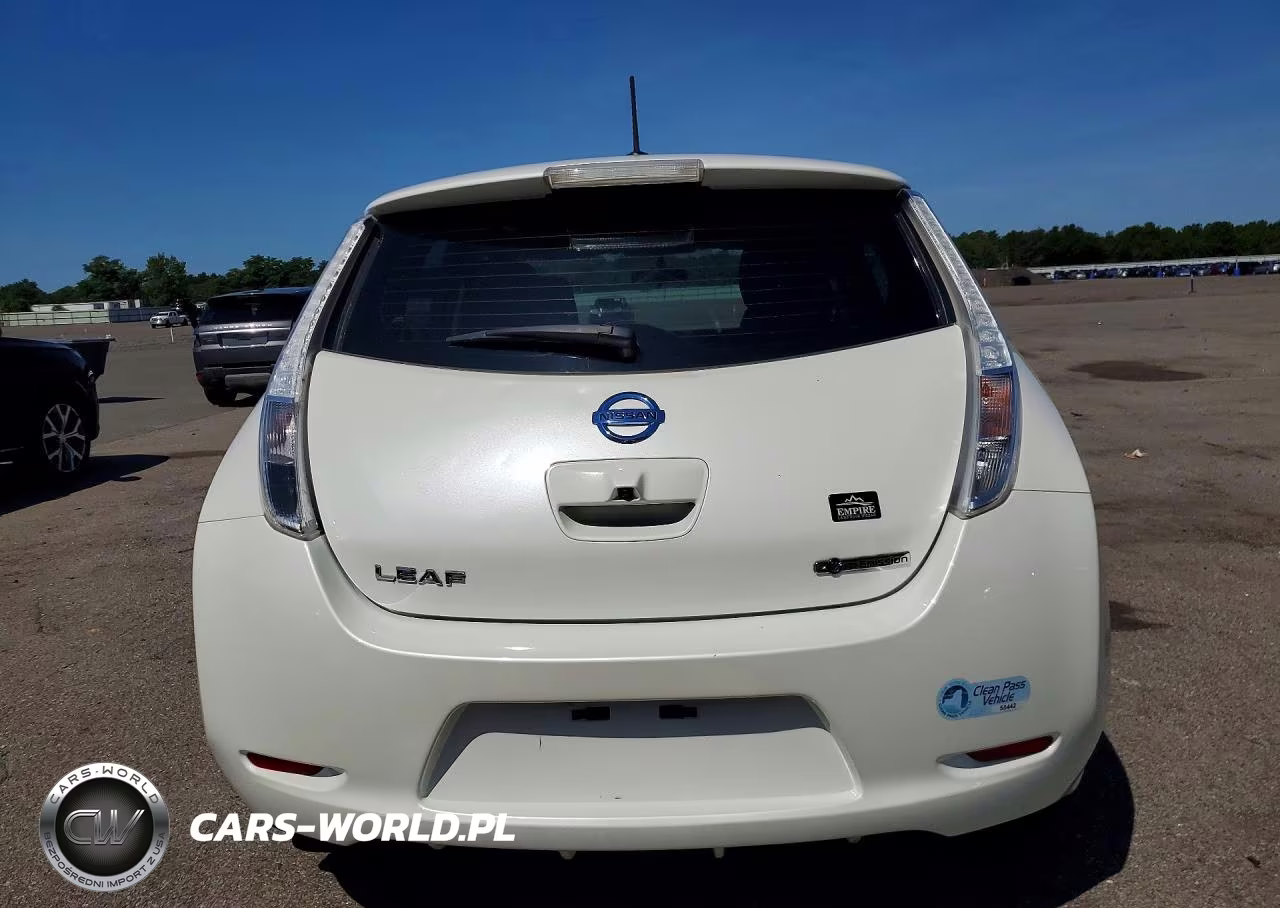 2017 Nissan Lef VIN:1N4BZ0CP3HC307833 - 6