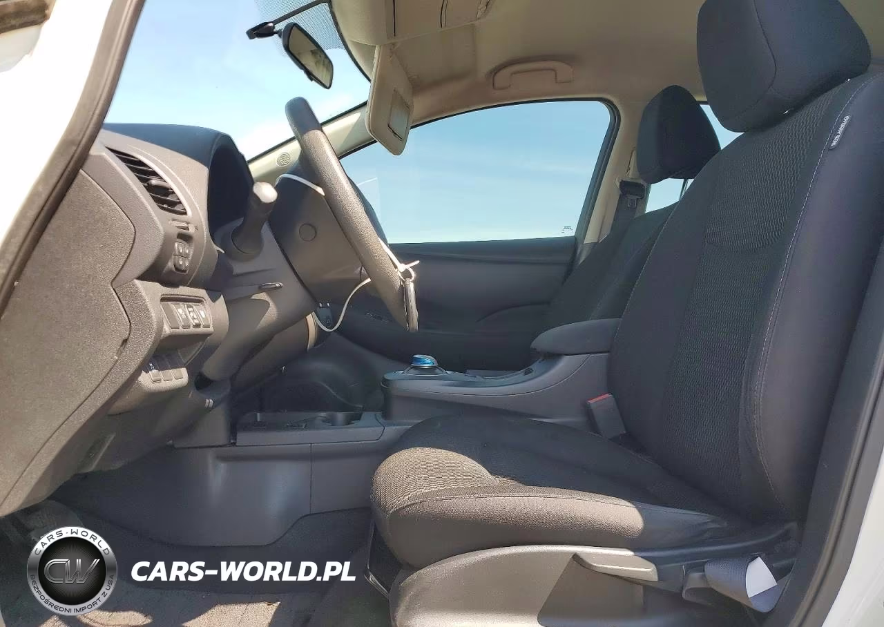 2017 Nissan Lef VIN:1N4BZ0CP3HC307833 - 7