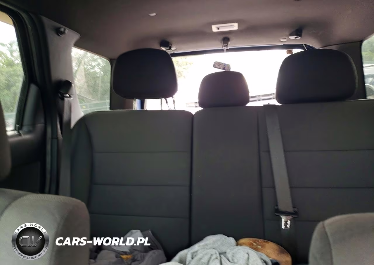 2010 Ford Escape Xlt VIN:1FMCU9D73AKD18905 - 10