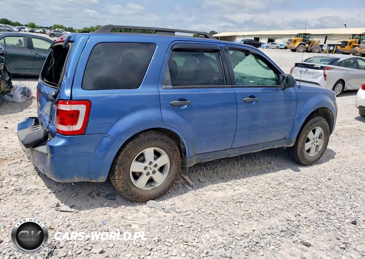 2010 Ford Escape Xlt VIN:1FMCU9D73AKD18905 - 3