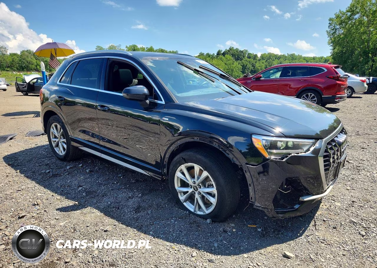 2022 Audi Q3 Premium S Line 45 VIN:WA1DECF34N1066729 - 4
