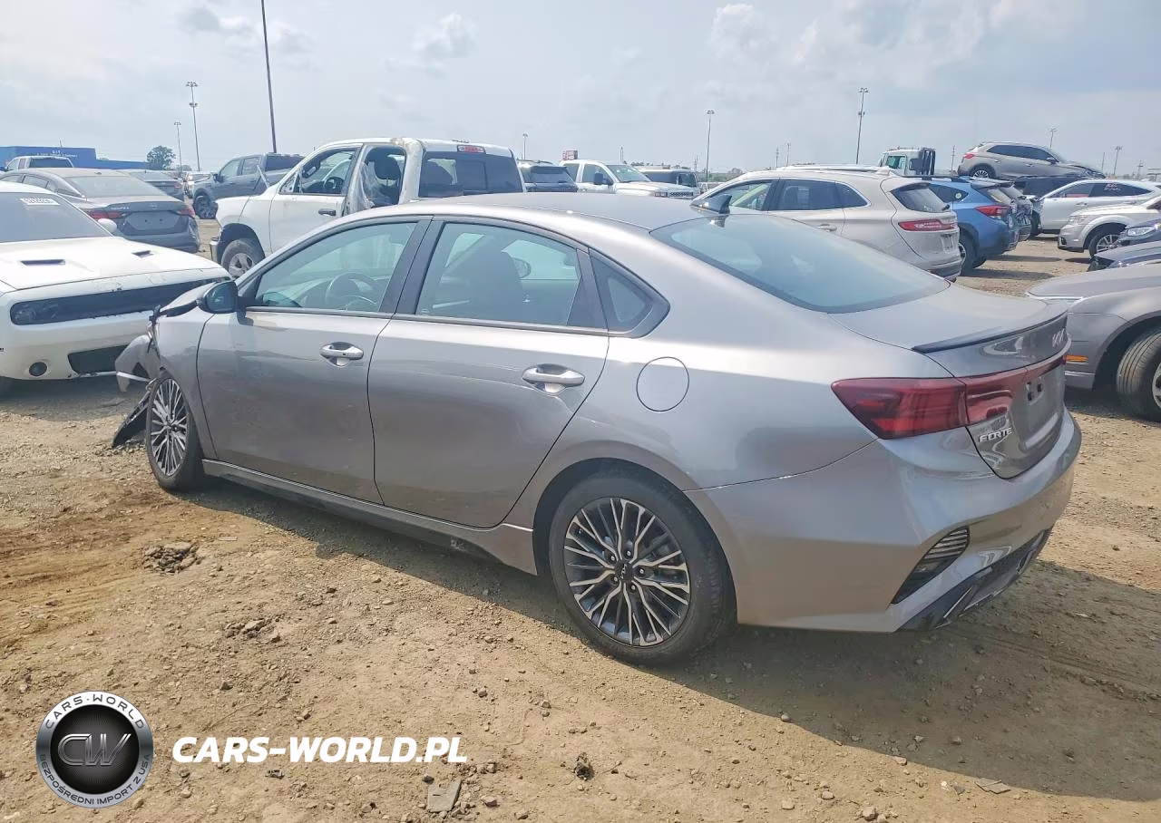 2023 Kia Forte Gt Line VIN:3KPF54AD0PE645673 - 2