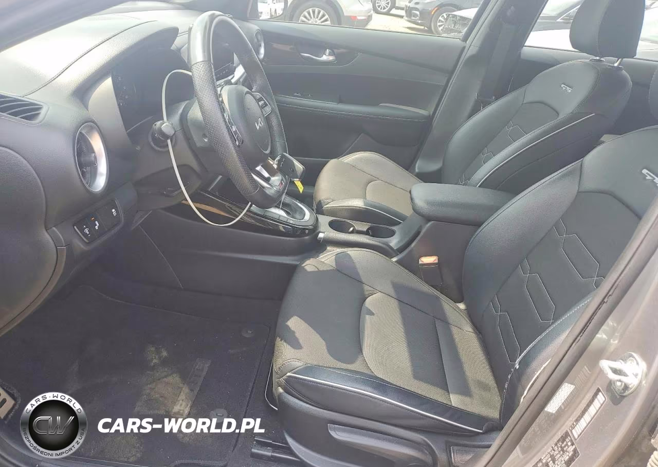 2023 Kia Forte Gt Line VIN:3KPF54AD0PE645673 - 7