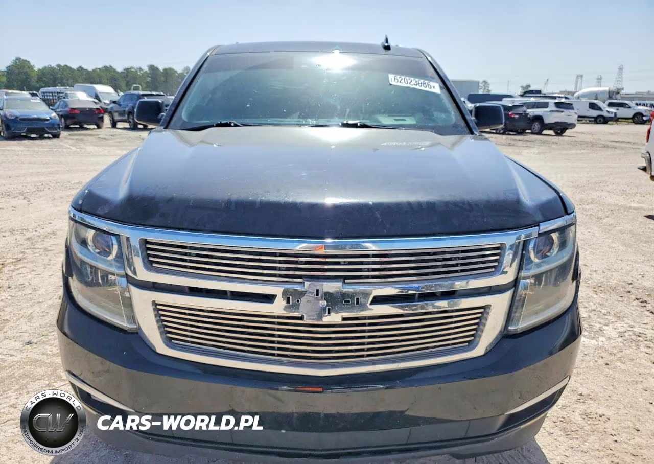 2017 Chevrolet Suburban Lt VIN:1GNSCHKC4HR151198 - 5