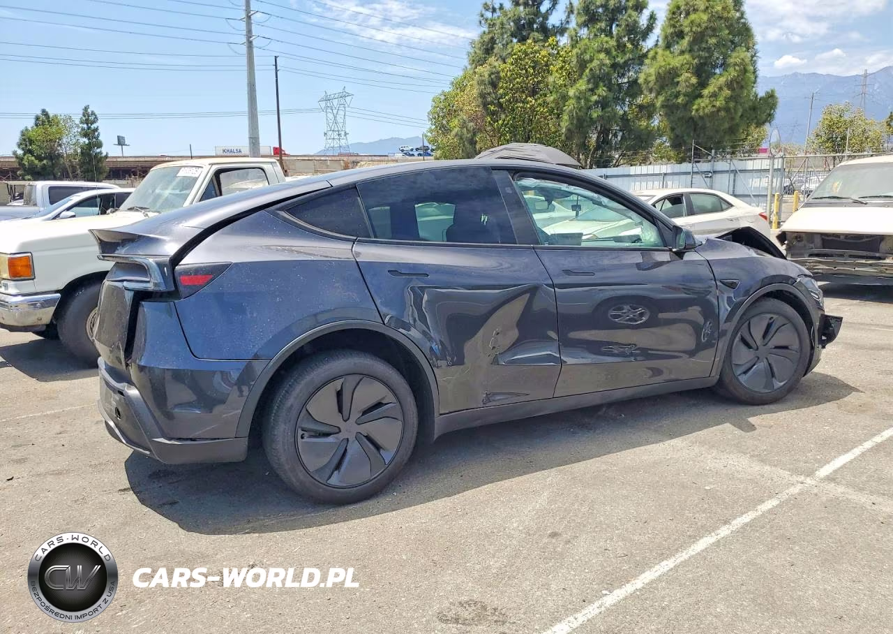 2026 Tesla Model Y VIN:7SAYGDED0TF584314 - 3