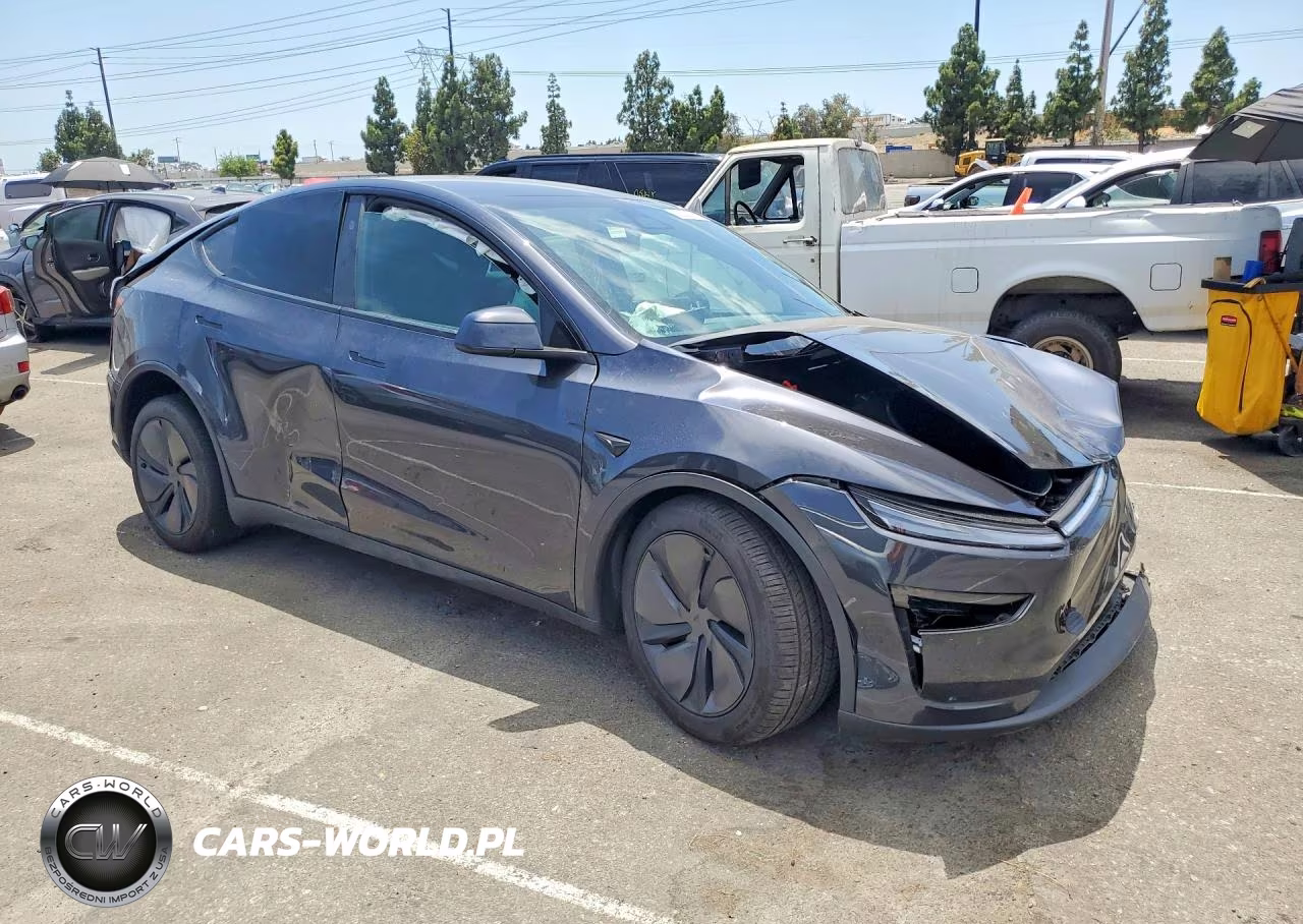 2026 Tesla Model Y VIN:7SAYGDED0TF584314 - 4