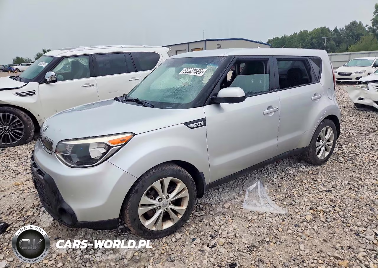 2015 Kia Soul + VIN:KNDJP3A58F7815252 - 1