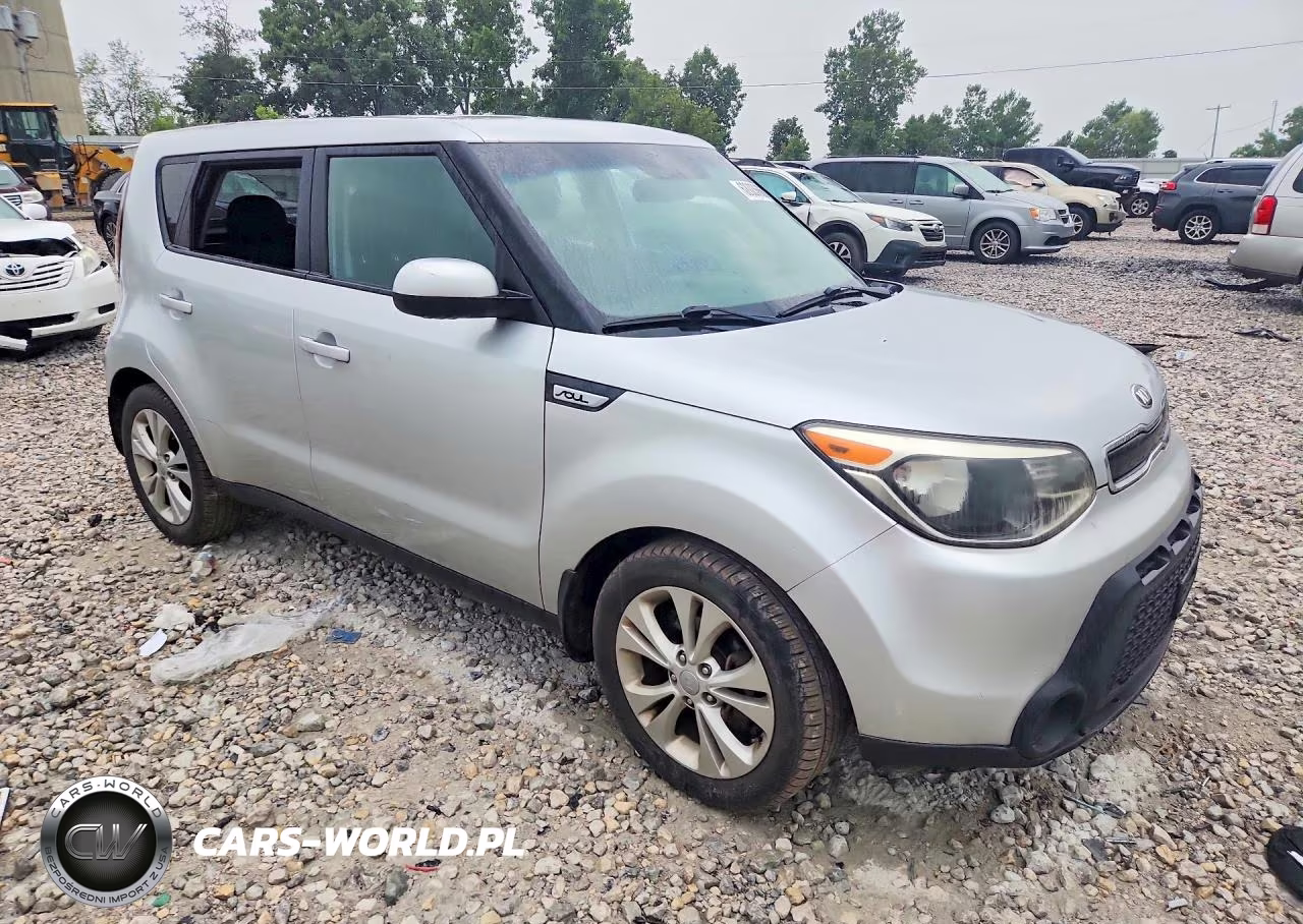 2015 Kia Soul + VIN:KNDJP3A58F7815252 - 4