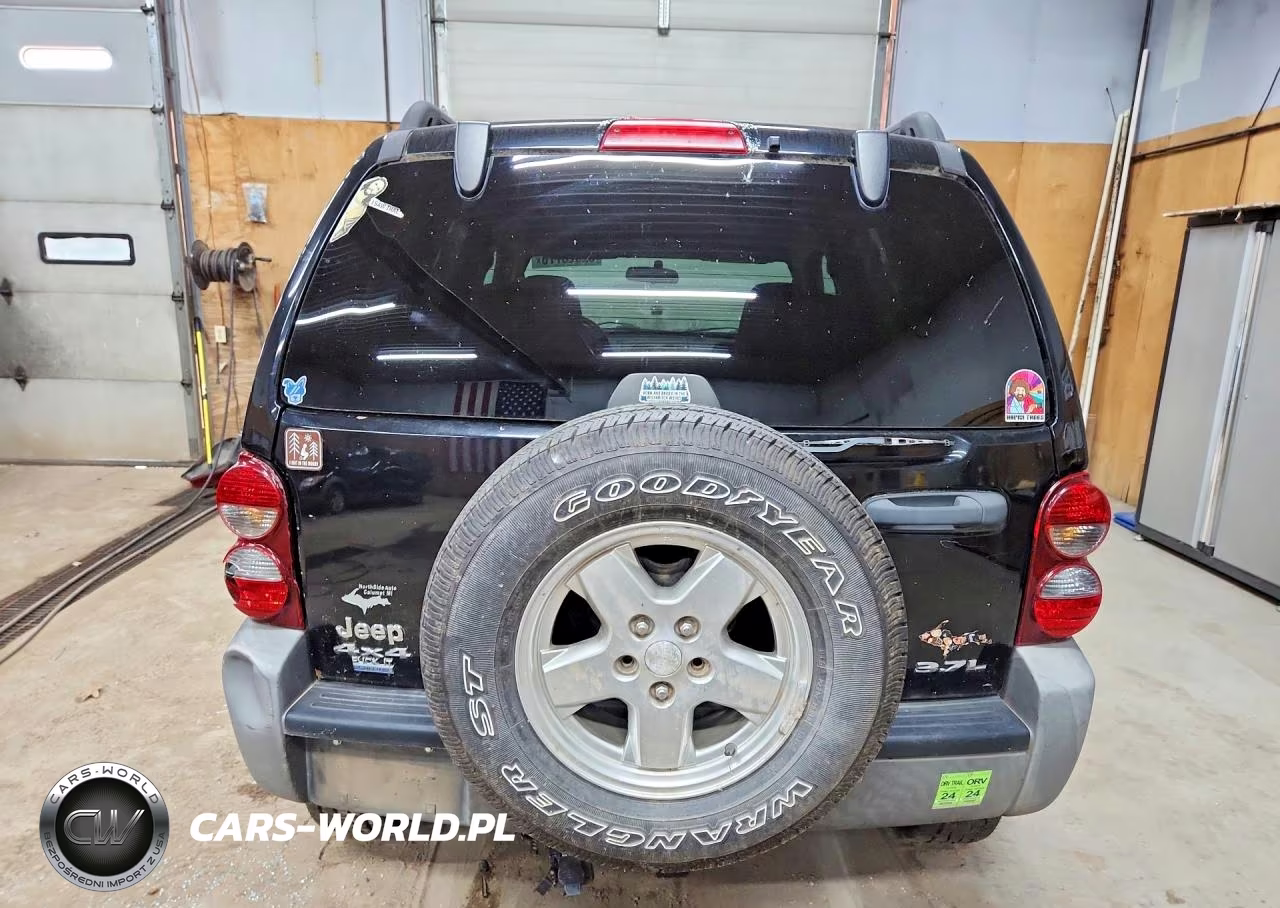 2007 Jeep Liberty Sport VIN:1J4GL48K37W710613 - 6