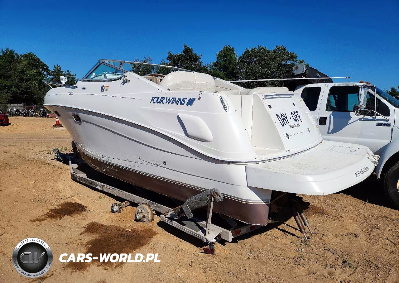 2002 Four Winns Boat VIN:GFNCC156E202 - 3