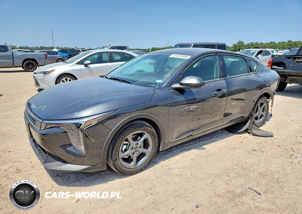 2025 Kia K4 Lxs VIN:3KPFT4DEXSE213109 - 1