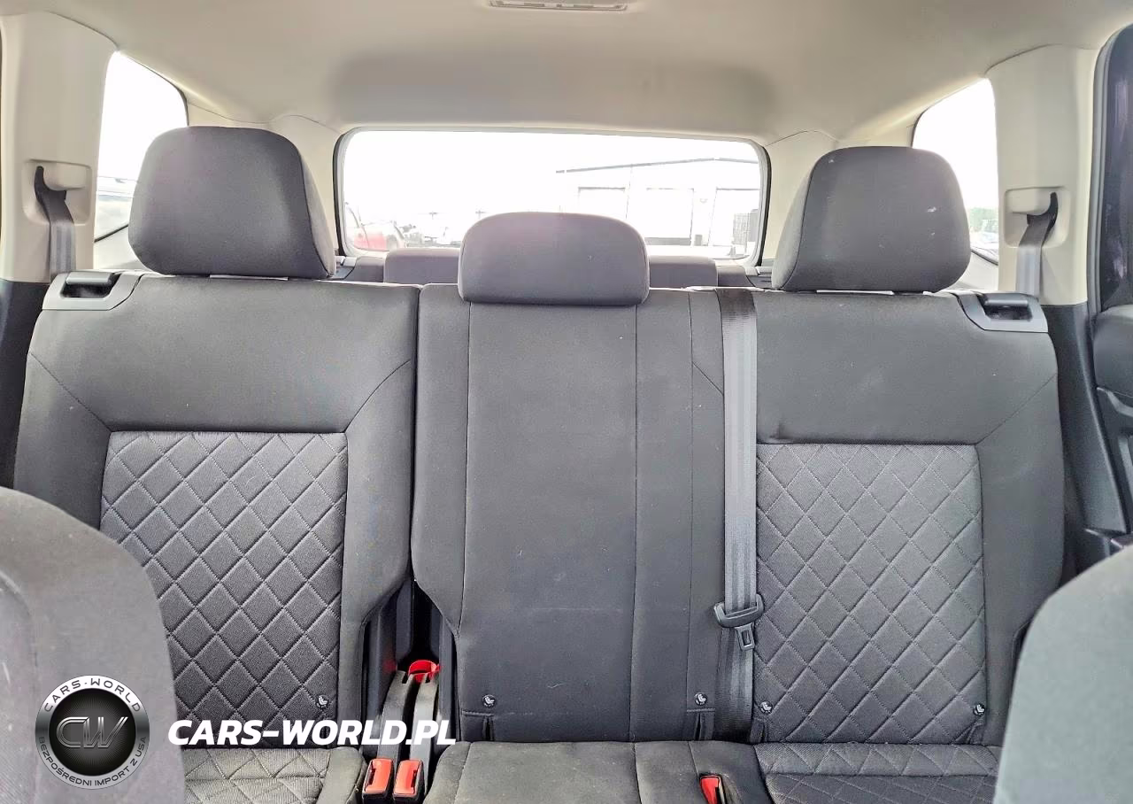 2019 Volkswagen Atlas S VIN:1V2GR2CA6KC607640 - 10