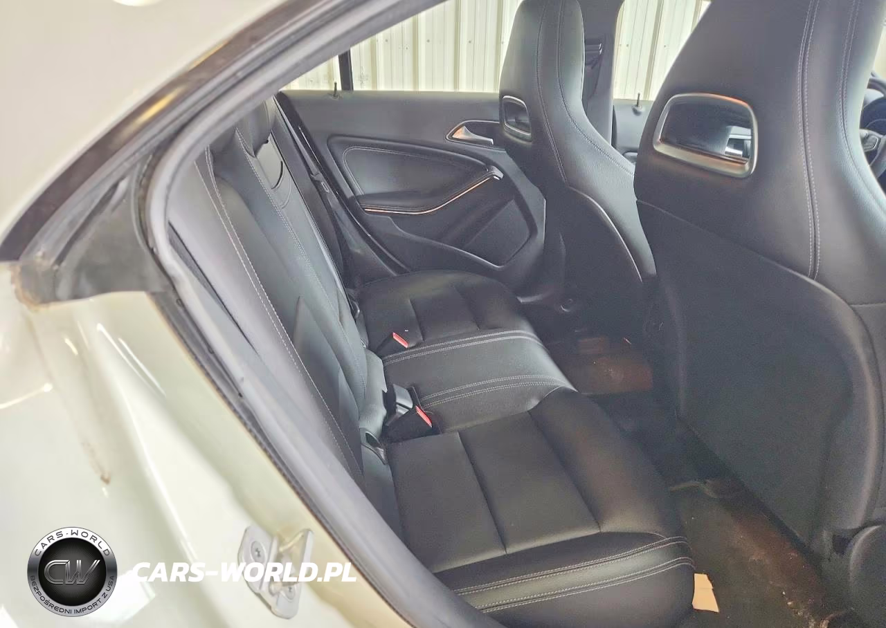 2018 Mercedes-Benz Cla 250 VIN:WDDSJ4EB4JN535463 - 10
