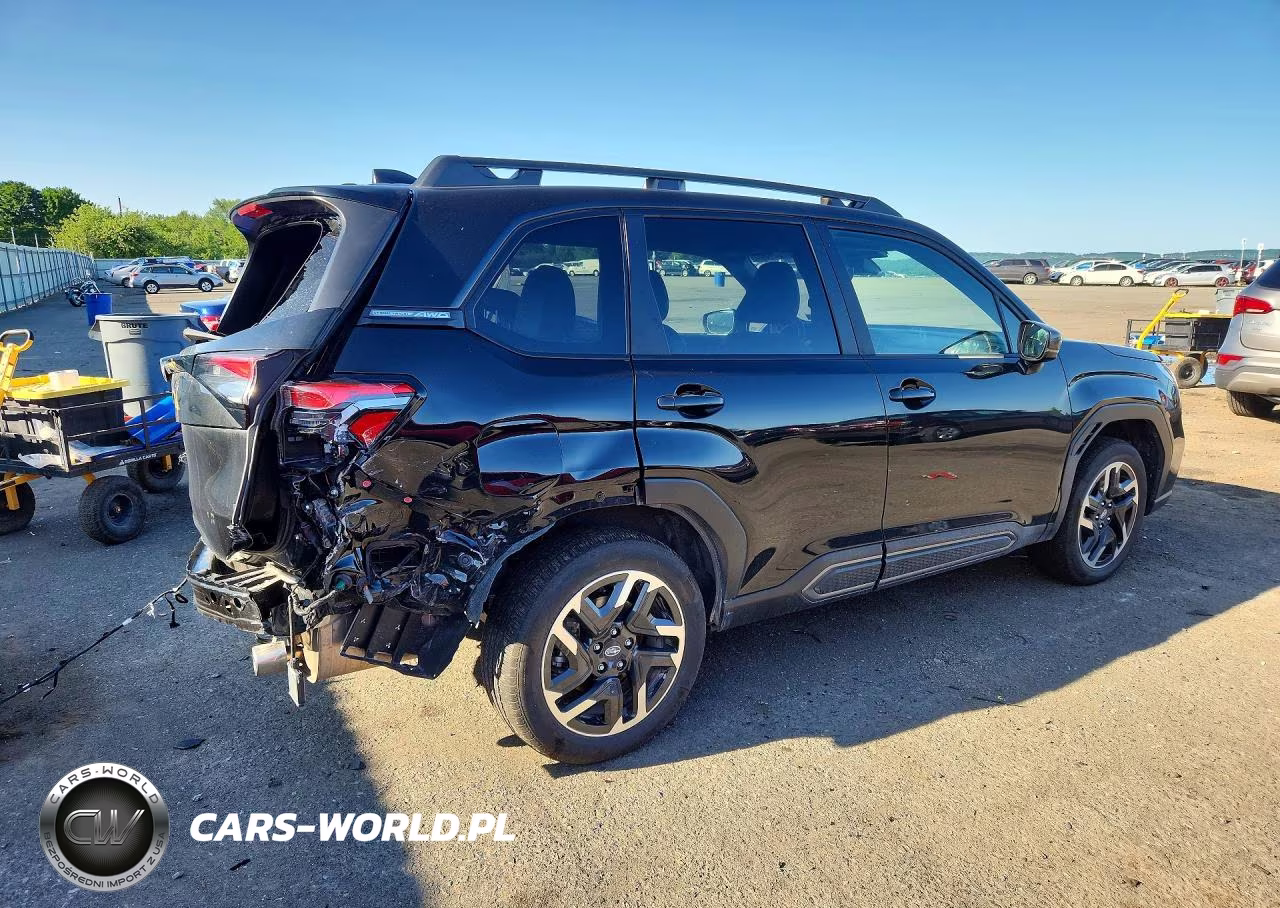 2025 Subaru Forester Limited VIN:JF2SLDRC7SH549477 - 3