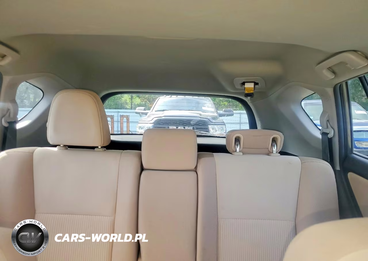 2014 Toyota Rav4 Xle VIN:2T3RFREV2EW165520 - 10
