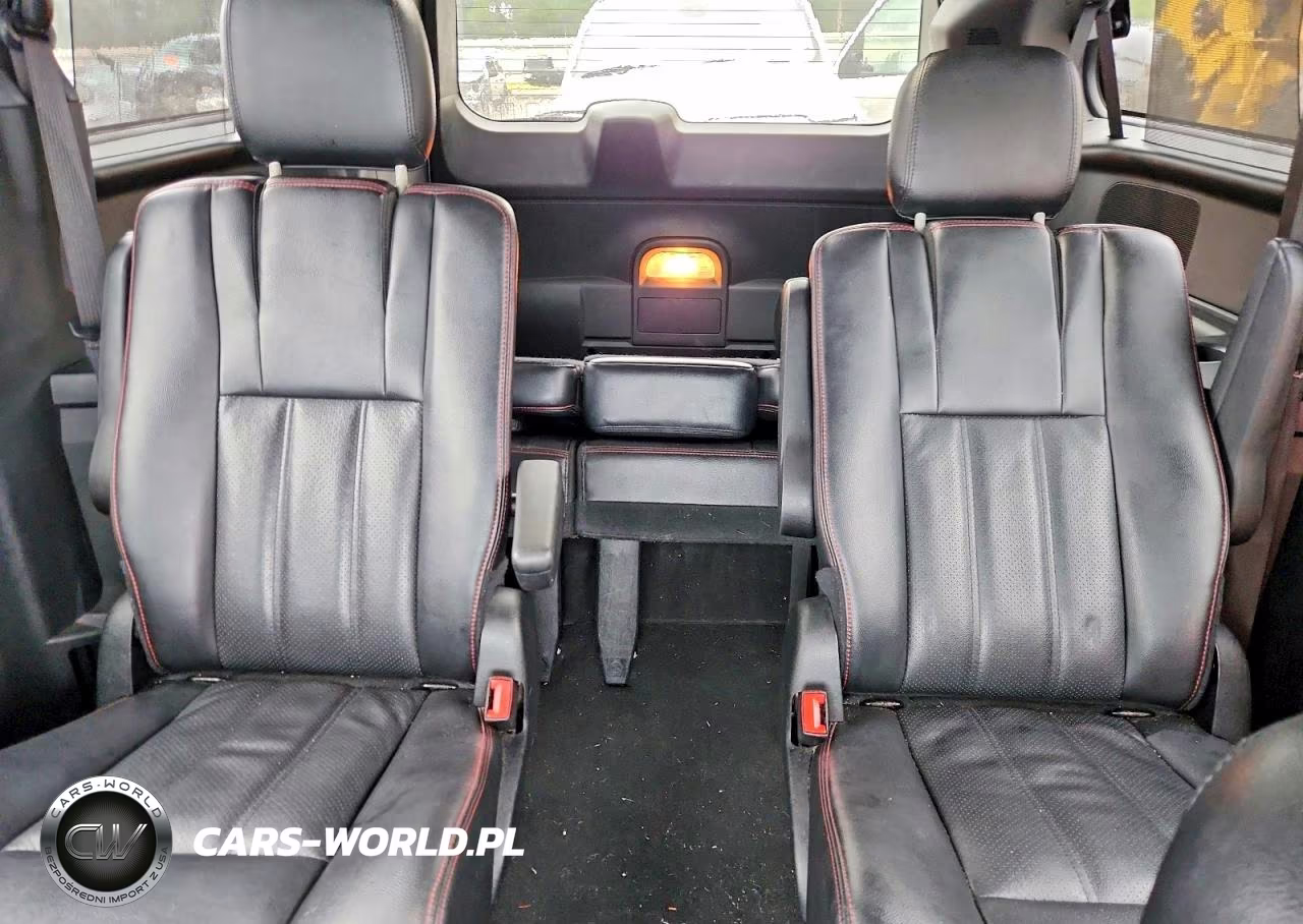 2014 Dodge Grand Caravan R-T VIN:2C4RDGEG3ER404594 - 10