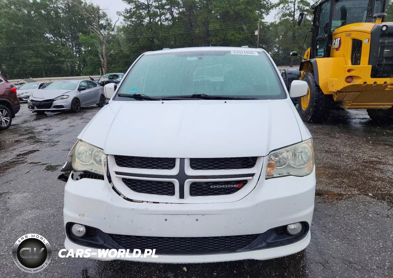 2014 Dodge Grand Caravan R-T VIN:2C4RDGEG3ER404594 - 5