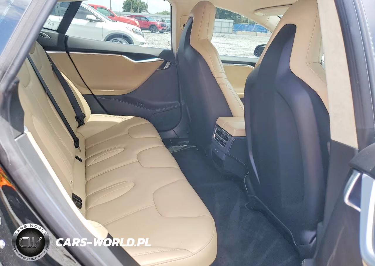 2016 Tesla Model S VIN:5YJSA1E28GF167742 - 10