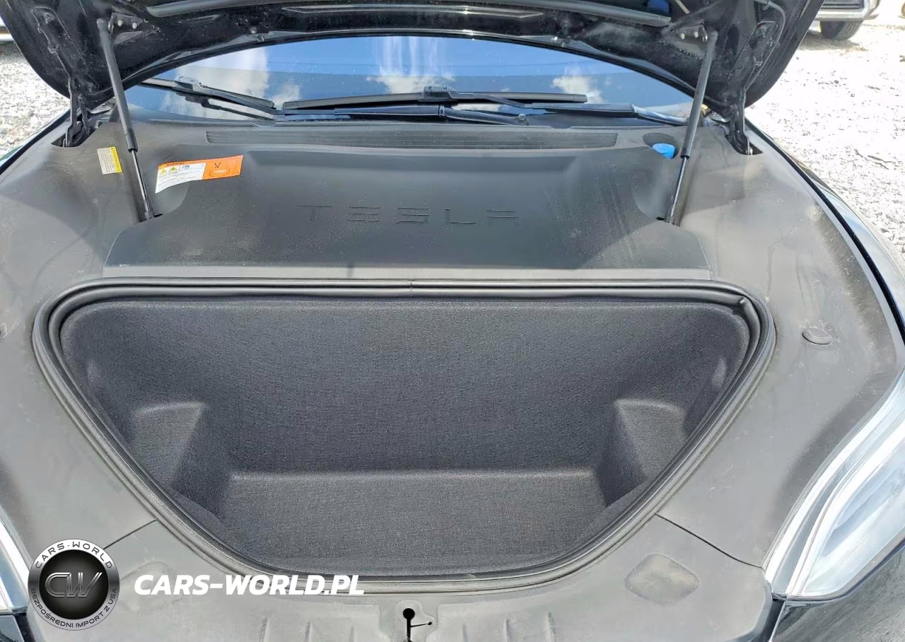 2016 Tesla Model S VIN:5YJSA1E28GF167742 - 11