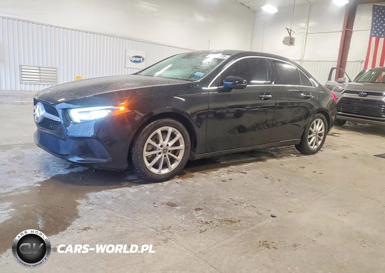 2019 Mercedes-Benz A 220