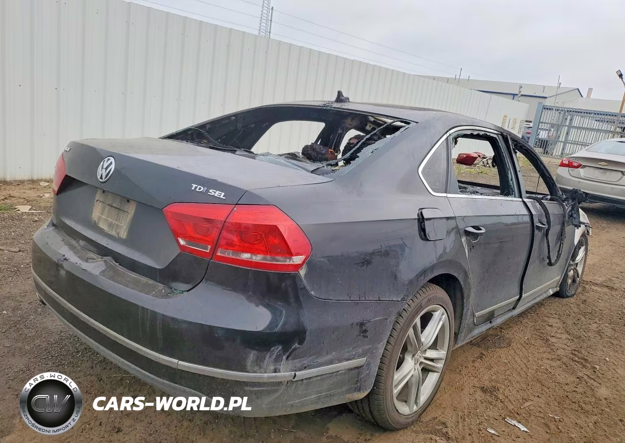 2012 Volkswagen Passat Sel VIN:1VWCN7A36CC045444 - 3