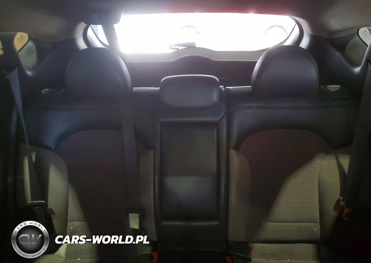 2011 Hyundai Tucson Gls VIN:KM8JU3AC3BU126749 - 10