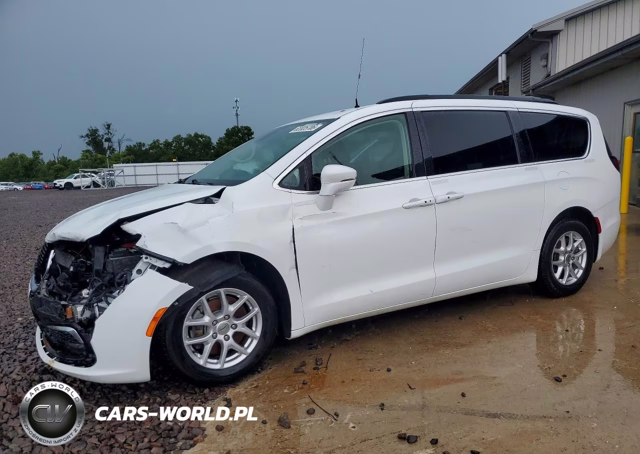 2022 Chrysler Pacifica Touring L