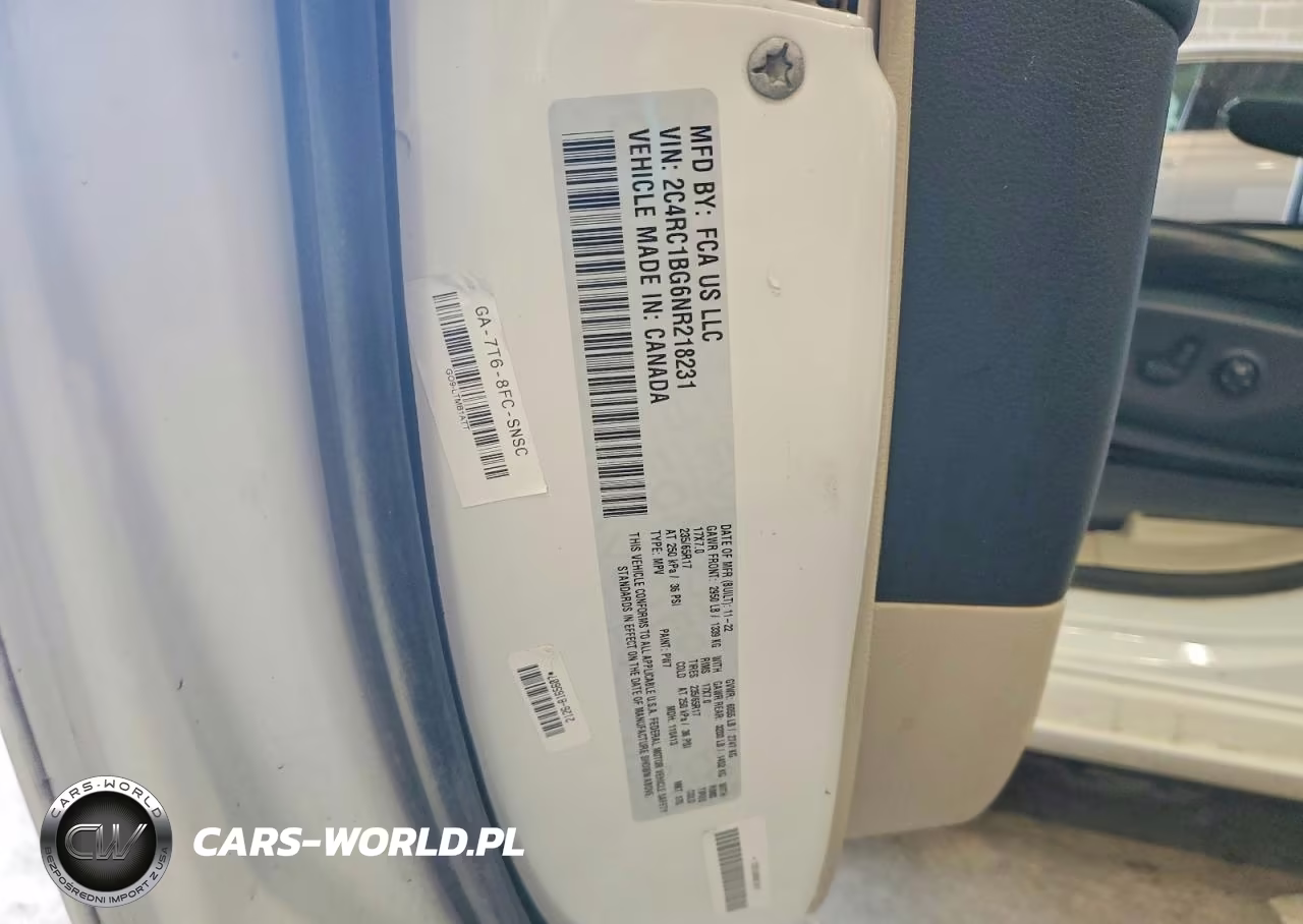 2022 Chrysler Pacifica Touring L VIN:2C4RC1BG6NR218231 - 13