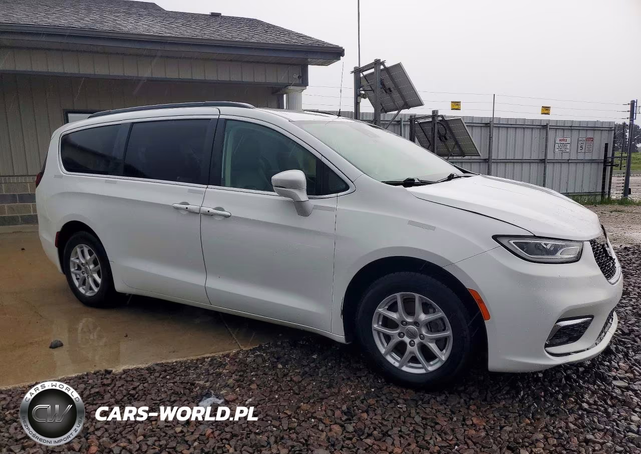 2022 Chrysler Pacifica Touring L VIN:2C4RC1BG6NR218231 - 4