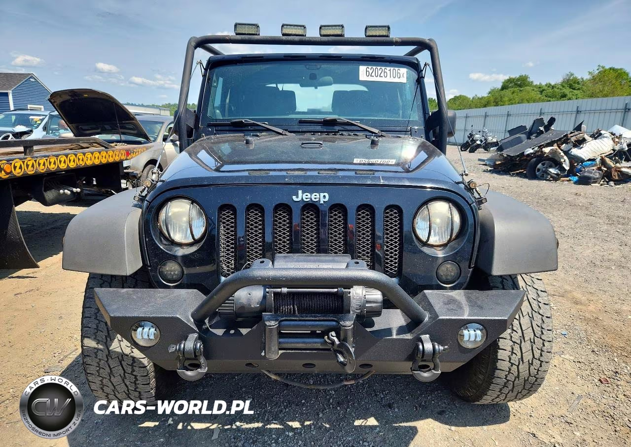 2012 Jeep Wrangler Sport VIN:1C4GJWAG2CL105328 - 5