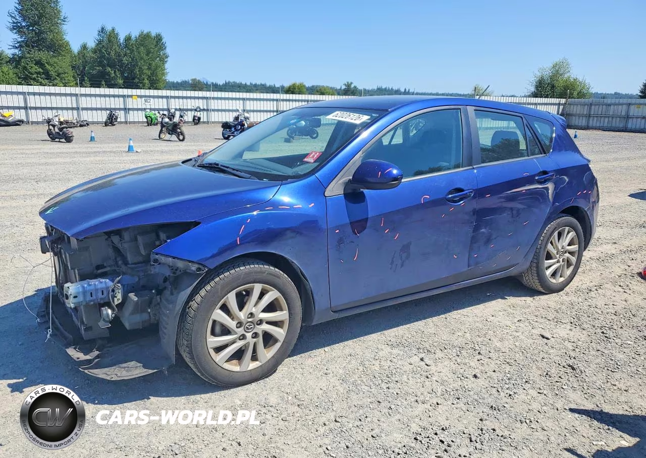 2013 Mazda 3 I