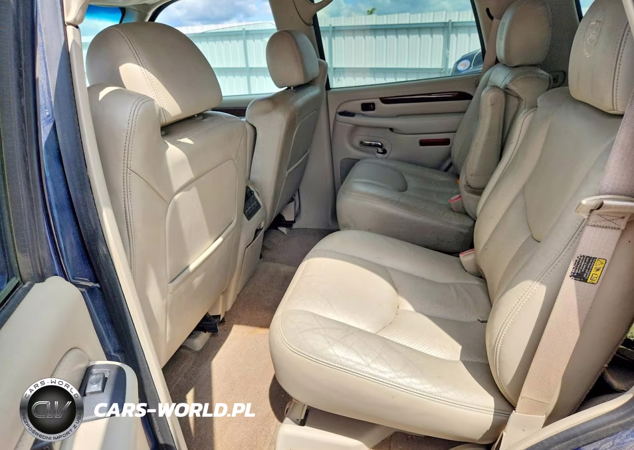 2005 Cadillac Escalade Luxury VIN:1GYEK63N05R117326 - 11