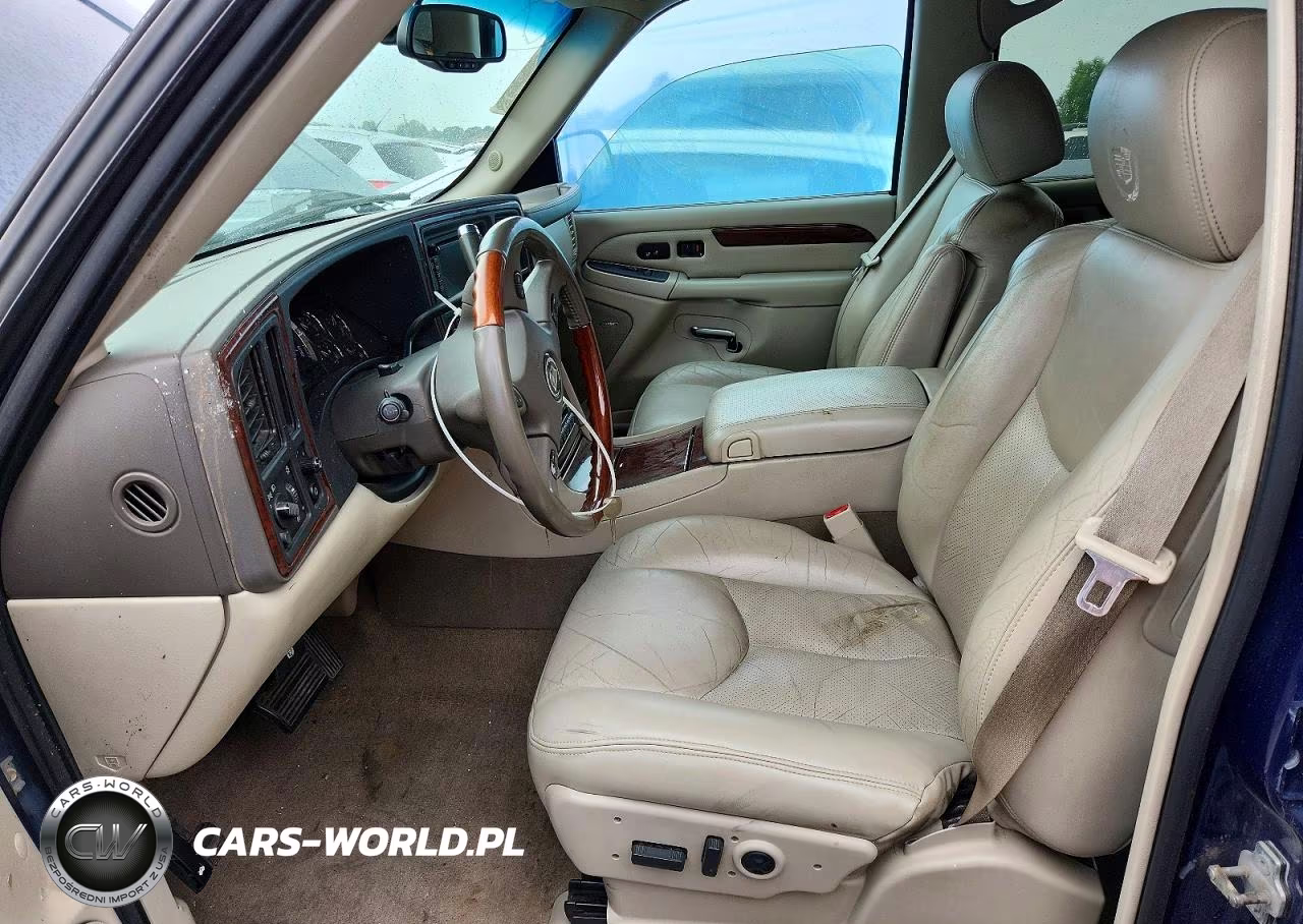 2005 Cadillac Escalade Luxury VIN:1GYEK63N05R117326 - 7