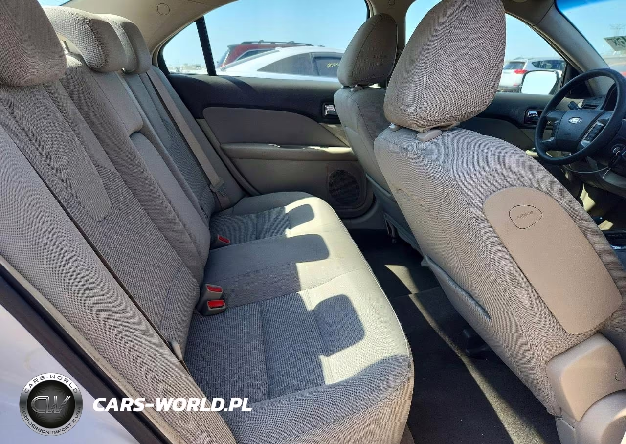 2010 Ford Fusion Se VIN:3FAHP0HA7AR177406 - 10