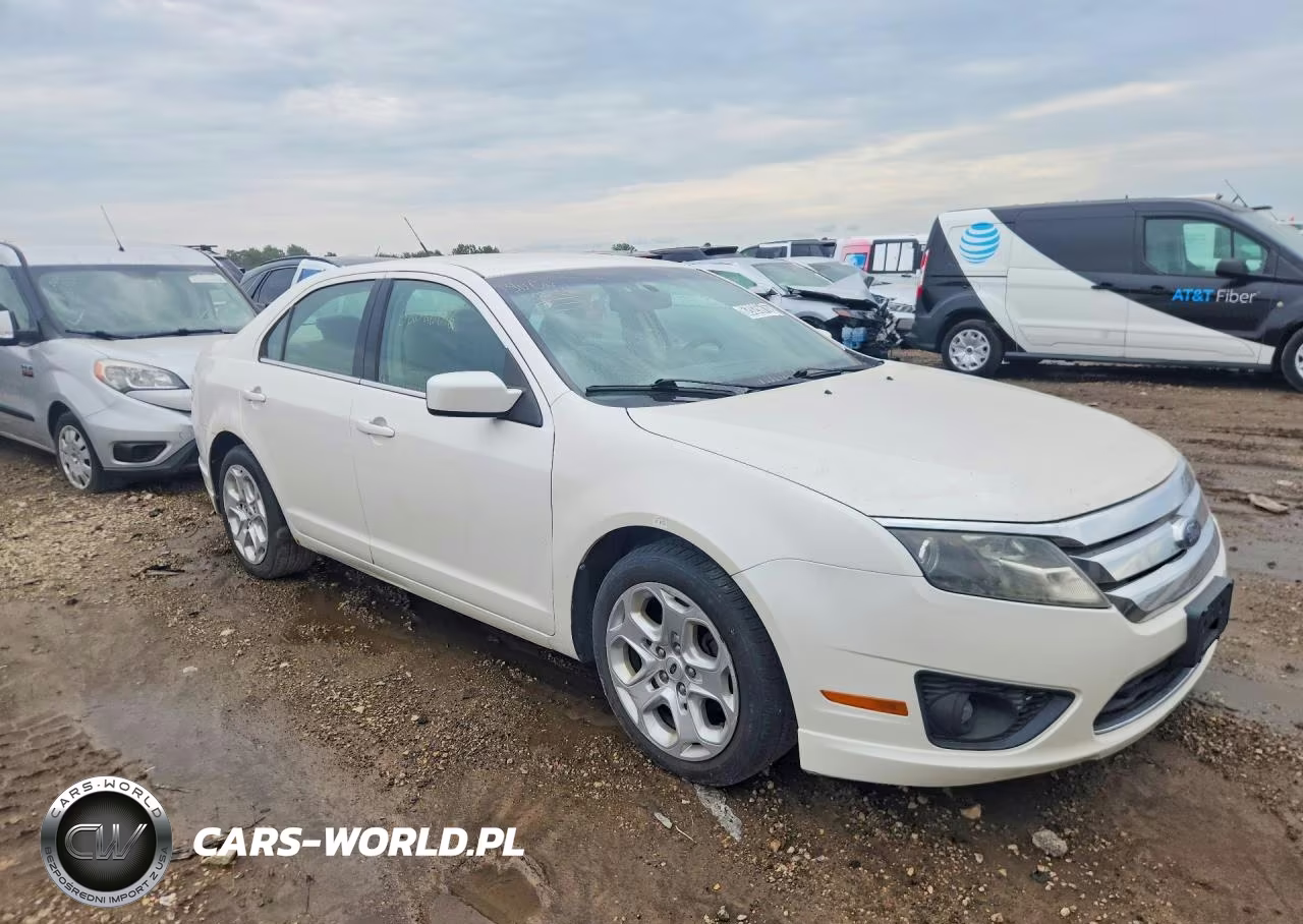 2010 Ford Fusion Se VIN:3FAHP0HA7AR177406 - 4