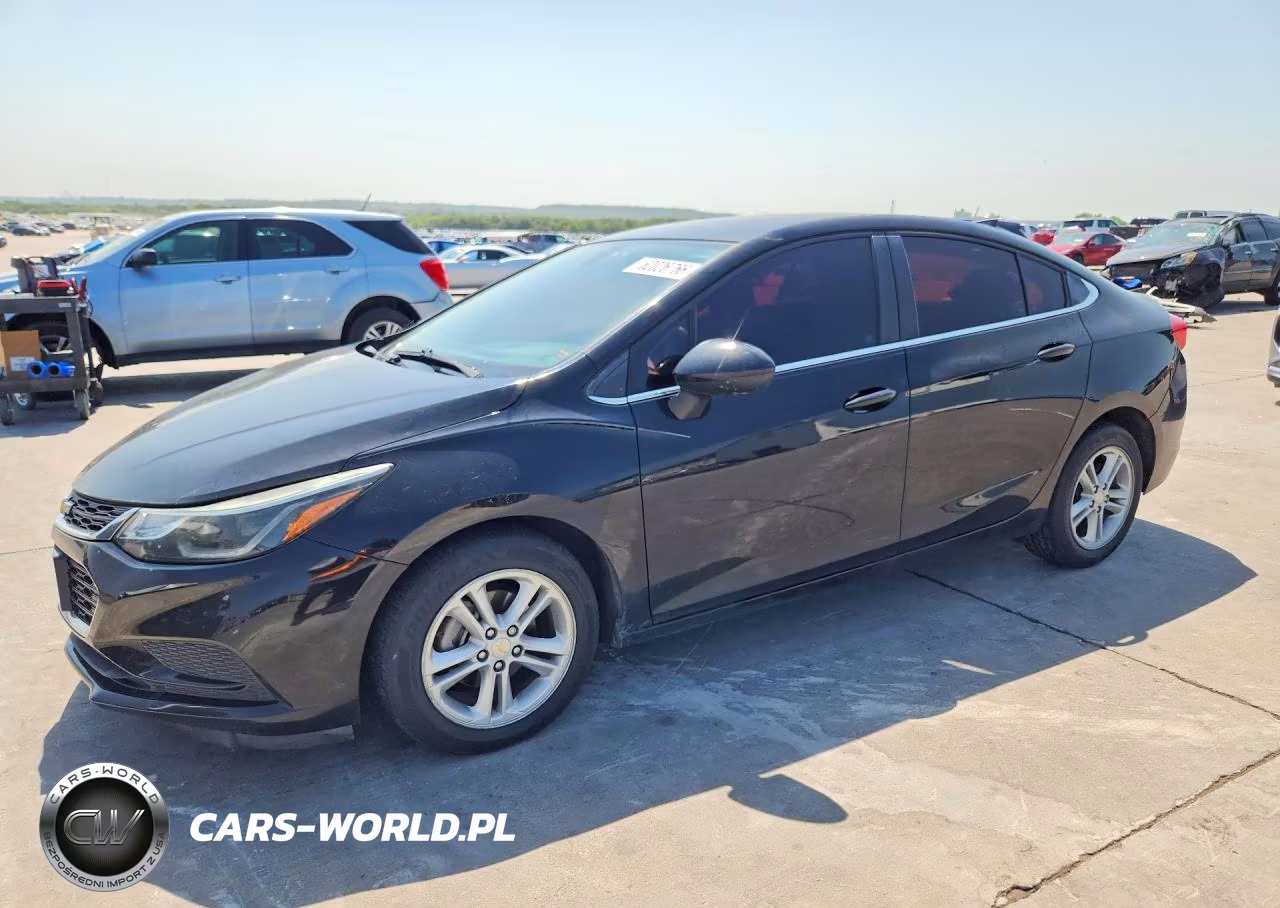 2017 Chevrolet Cruze Lt – zdjęcie 1 z 12