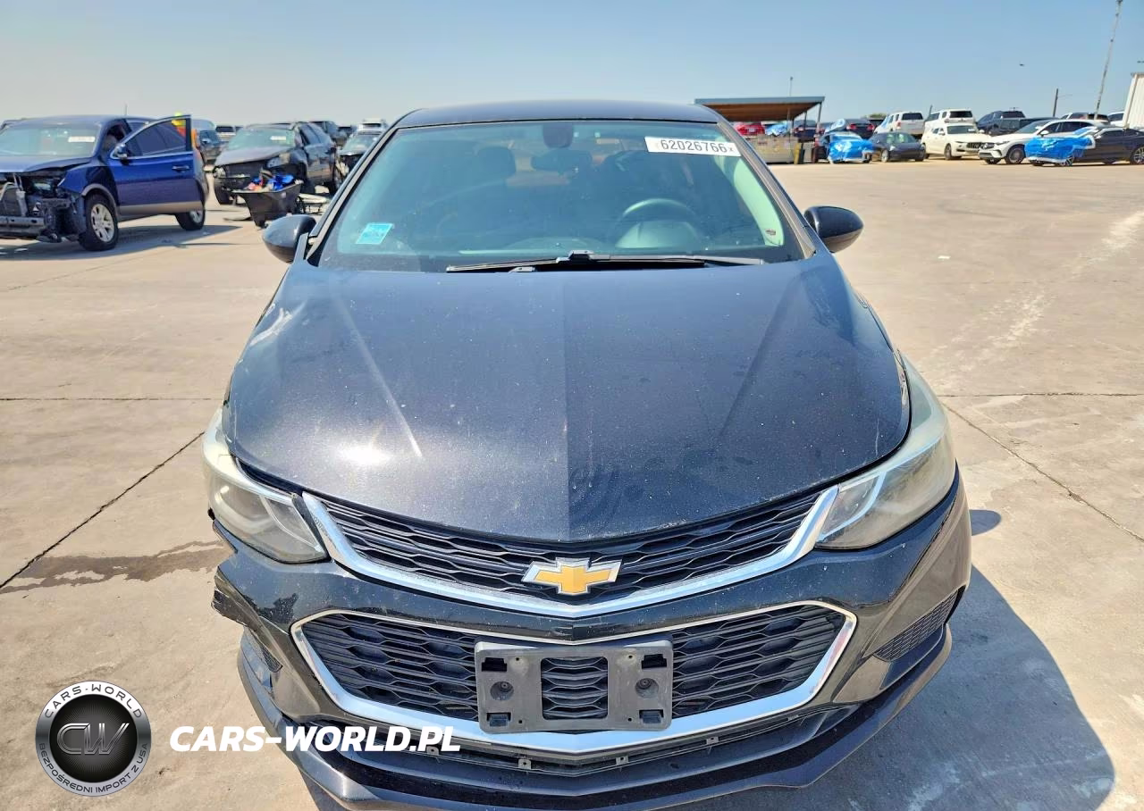 2017 Chevrolet Cruze Lt VIN:1G1BE5SM4H7103215 - 5