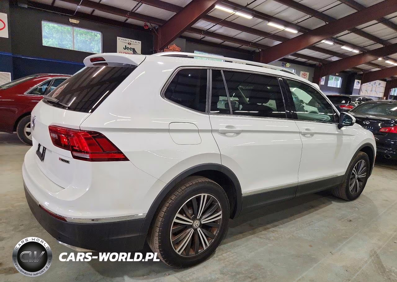 2019 Volkswagen Tiguan Se VIN:3VV2B7AX0KM191184 - 3