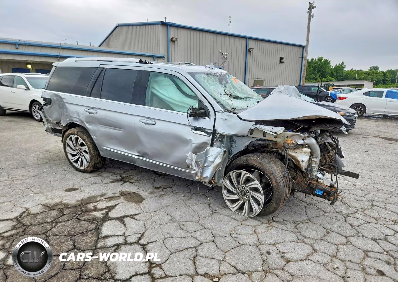 2022 Lincoln Navigator Reserve VIN:5LMJJ2LT6NEL10899 - 4