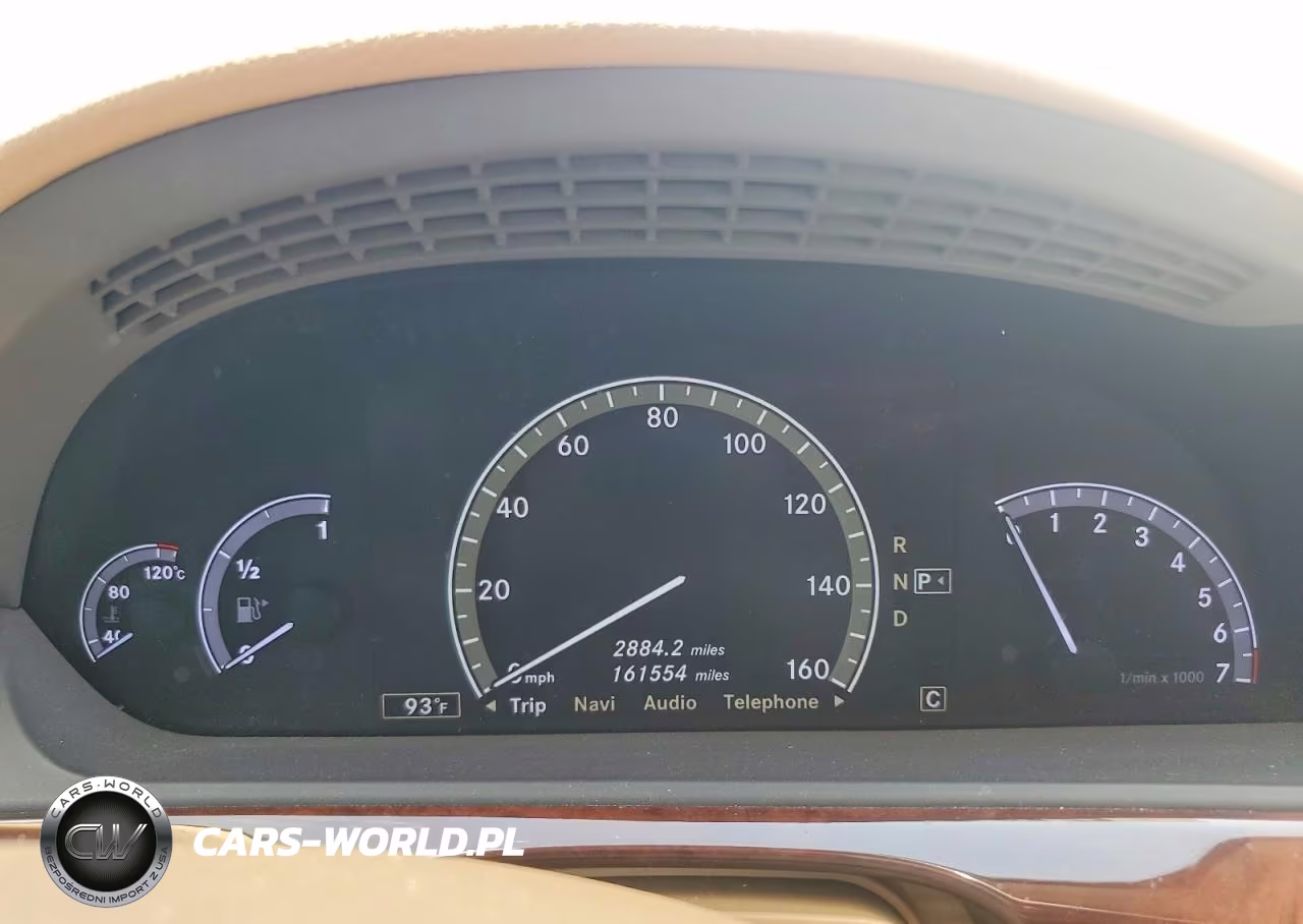 2010 Mercedes-Benz S 550 VIN:WDDNG7BB3AA324733 - 9