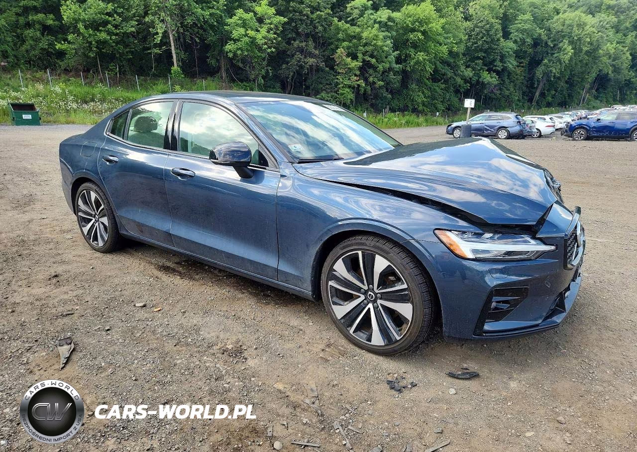 2022 Volvo S60 B5 Momentum VIN:7JRL12TZ6NG160772 - 4