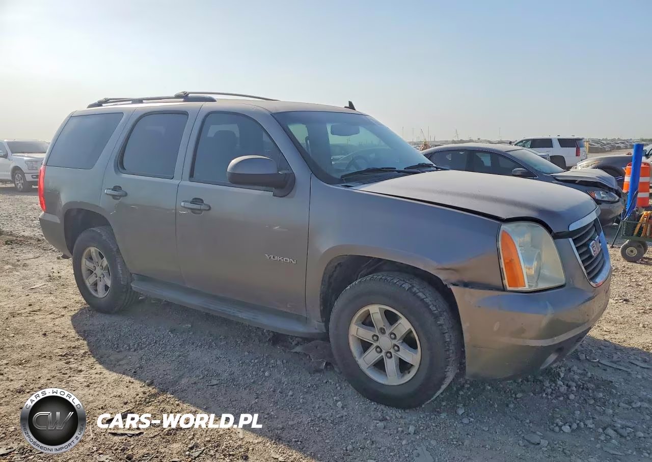 2011 GMC Yukon Sle VIN:1GKS1AE02BR140073 - 4