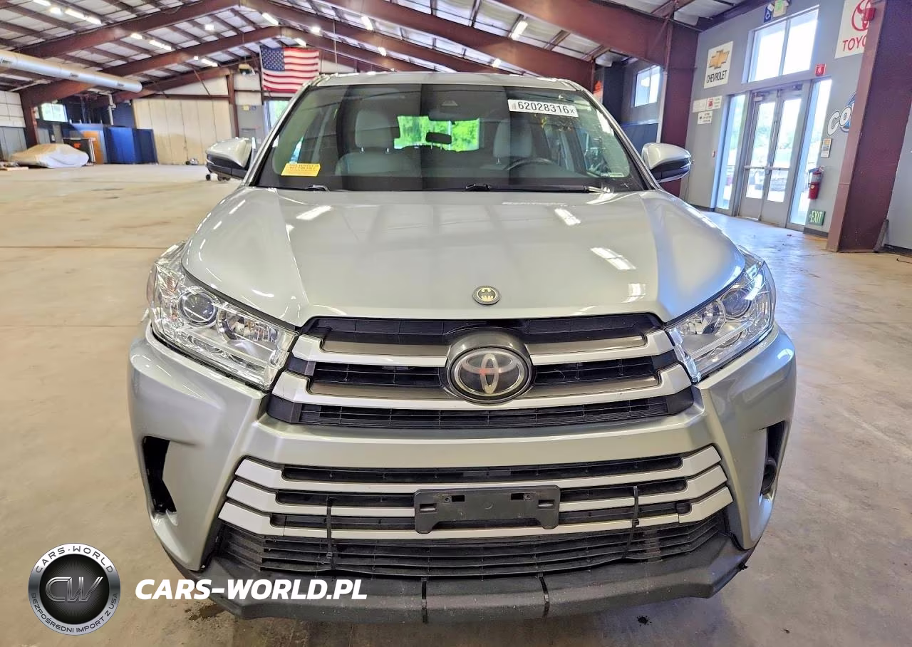 2017 Toyota Highlander Le VIN:5TDBZRFH7HS379670 - 5